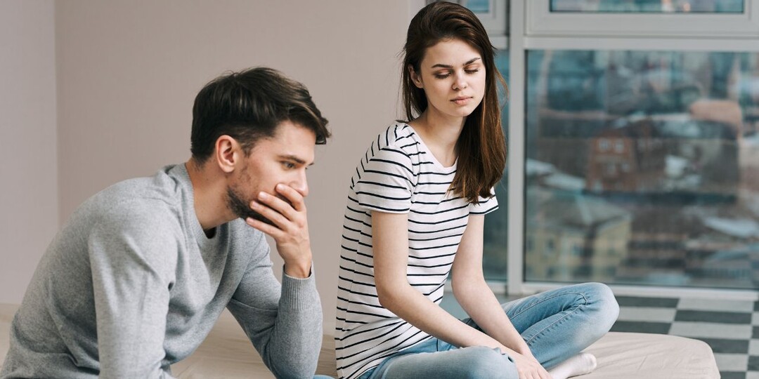 – Милый, там опять твоя жена названивает. Сбросить? – вместо мужа ответила его любовница. Часть 4