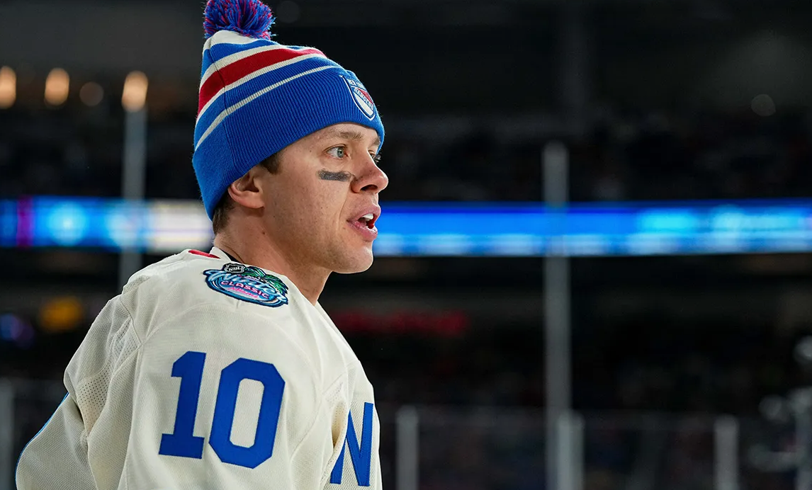 Артемий Панарин перебирается с восточного на западное побережье США. Фото: соцсети