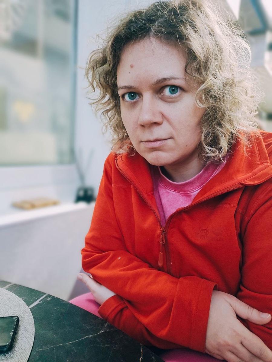 Антонина - автор этого текста. Без фильтров и без готовых ответов