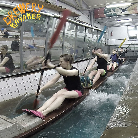 Гребля с закрытыми глазами тренирует истинную совместность — в приложении усилий, а не визуальном совпадении движений.