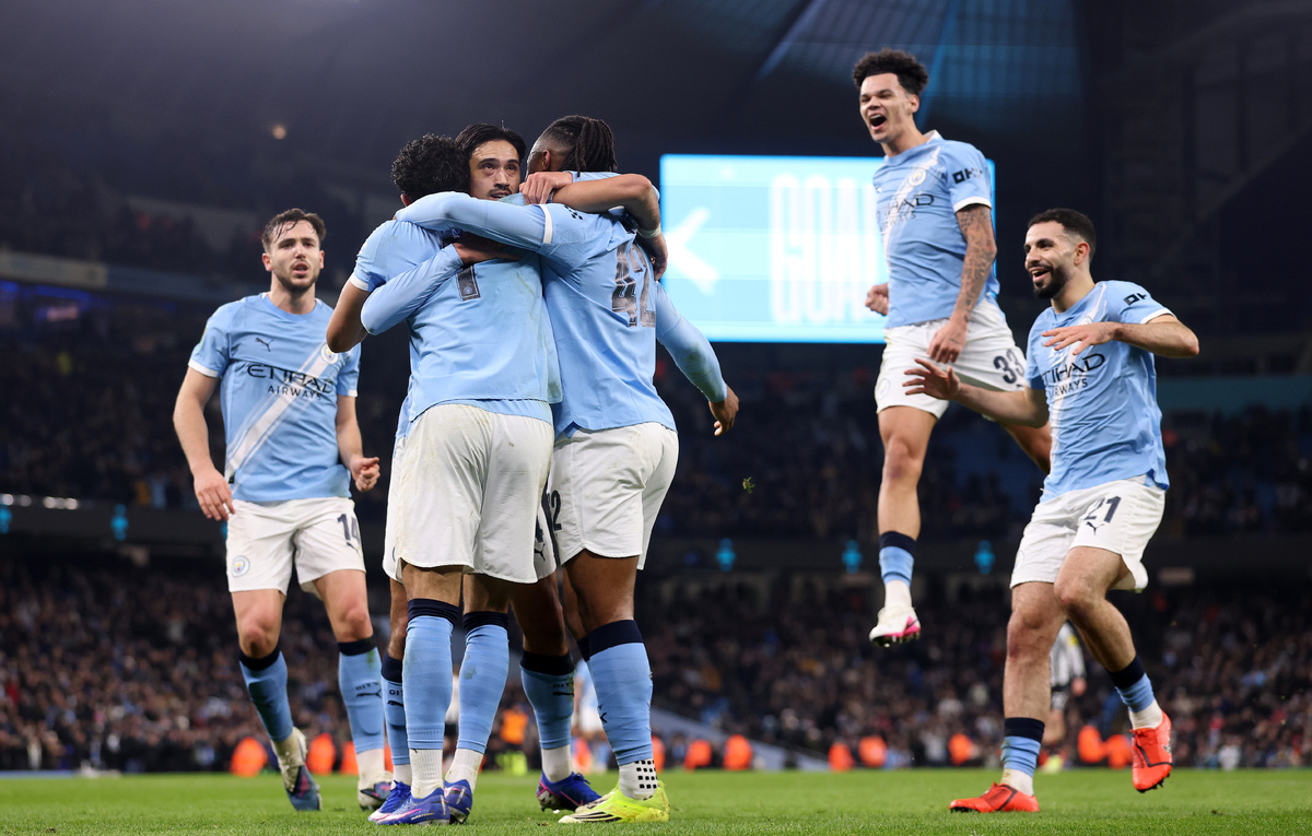    Игроки "Манчестер Сити"  Carl Recine/Getty Images