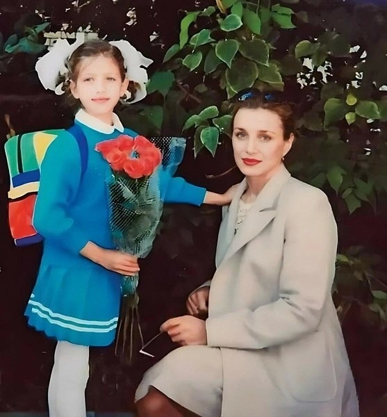    Анна Чиповская с мамой. Фото: соцсети Анны Чиповской
