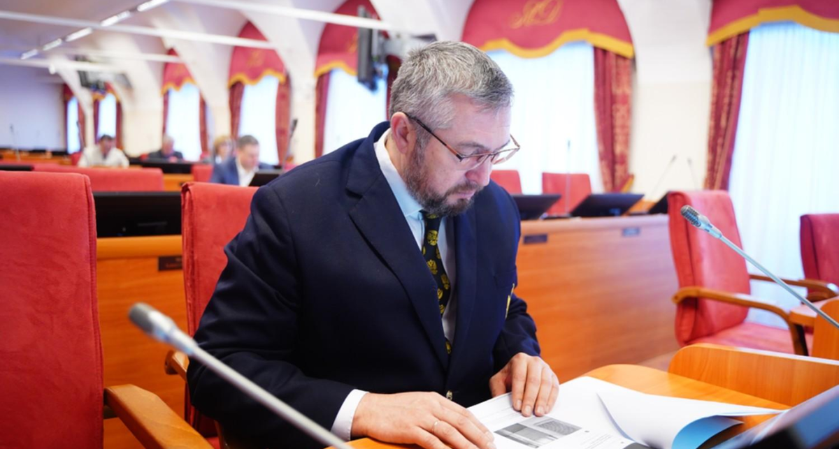    Ярославская областная Дума с сайта www.yarnews.net