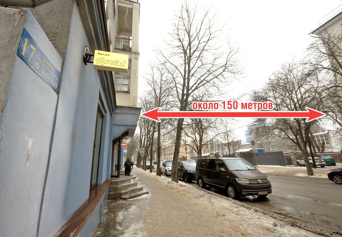 Между домом № 17 по Фридриха Энгельса и Восточной трибуной стадиона нет никаких препятствий  📷
