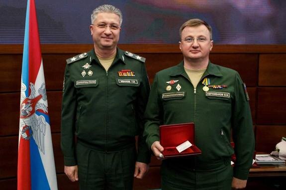 Бывший руководитель «Росжилкомплекса» арестован по делу о хищении более миллиарда рублей при обслуживании домов военных