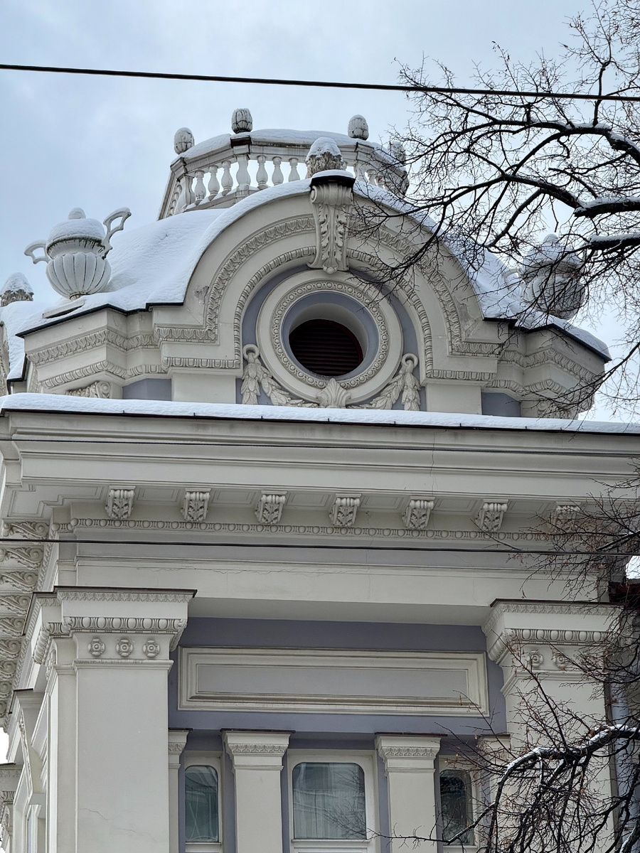 Фото автора канала. Особняк В.С. Татищева.