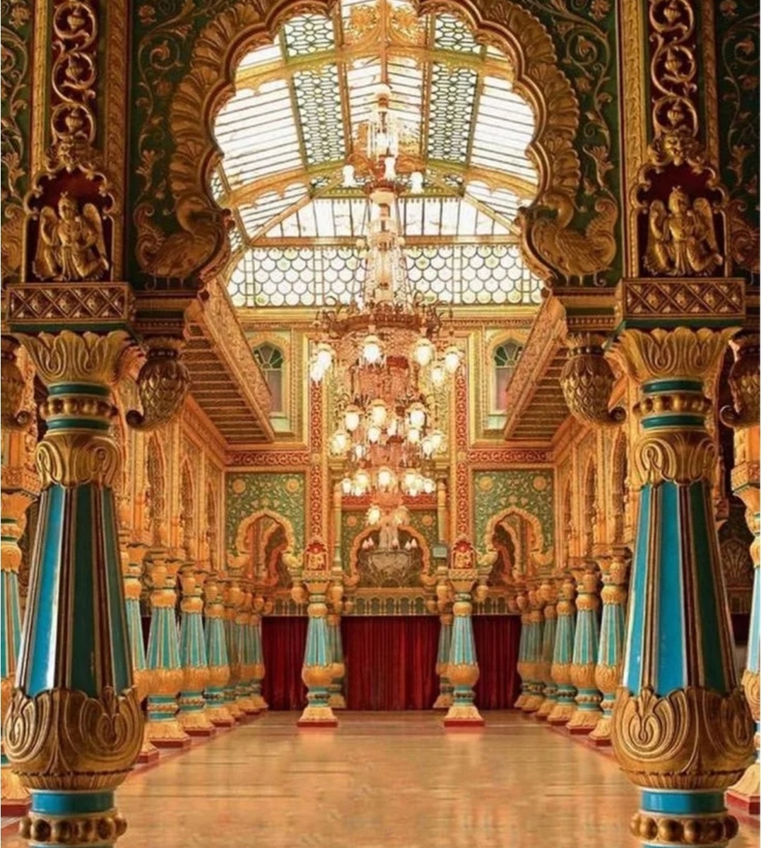 Интерьеры залов дворца Майсур
