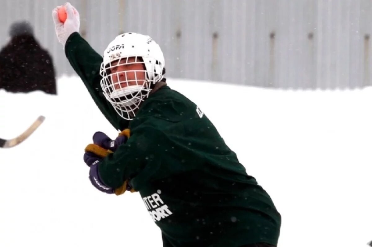    Призёр чемпионата РФ по хоккею с мячом Олег Андрющенко умер в 48 лет