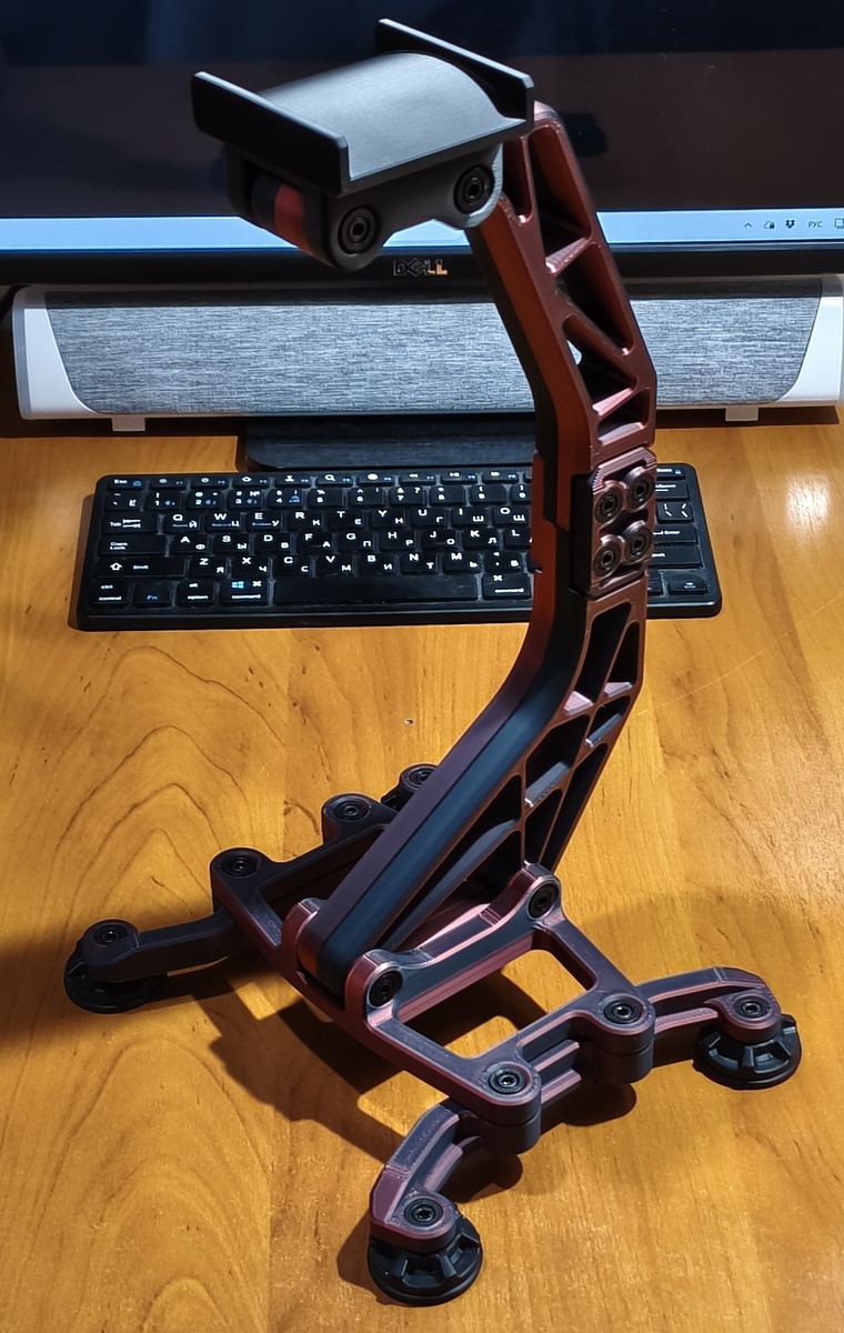 Подставка для наушников в индустриальном стиле