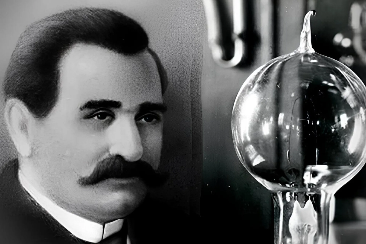 Александр Лодыгин