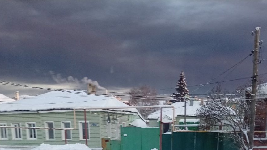 Эта картина уже из маминого окна