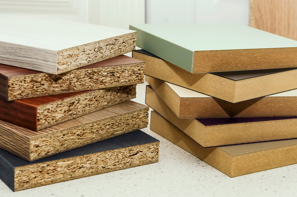 ЛДСП и МДФ на срезе
Источник фото shutterstock.com