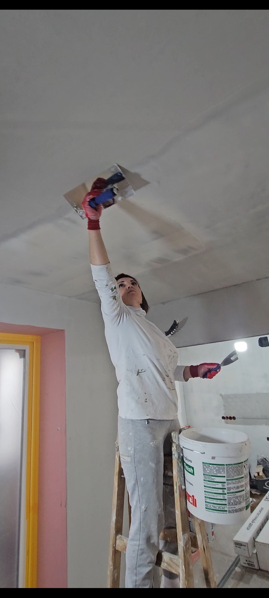 Из личного архива (потолок оштукатурен) 