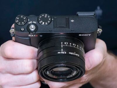    Спрос на компактные камеры неожиданно вырос во всём мире