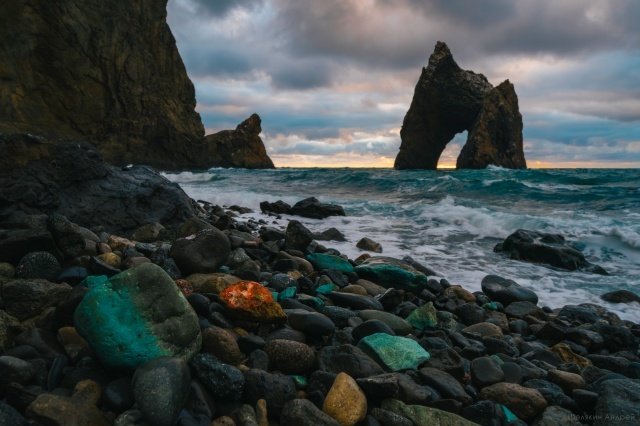 Золотые Ворота и скала Лев