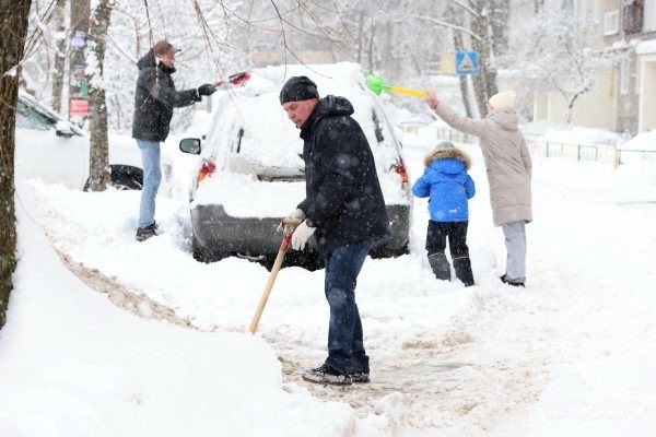 «Из дворов выйти невозможно»: почему ДУКи оказались не готовы к аномальным снегопадам  📷
