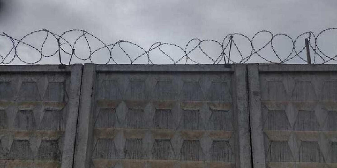 Дали пожизненное: мать до смерти избитой сожителем дочки ждет его домой и мечтает выйти за него замуж