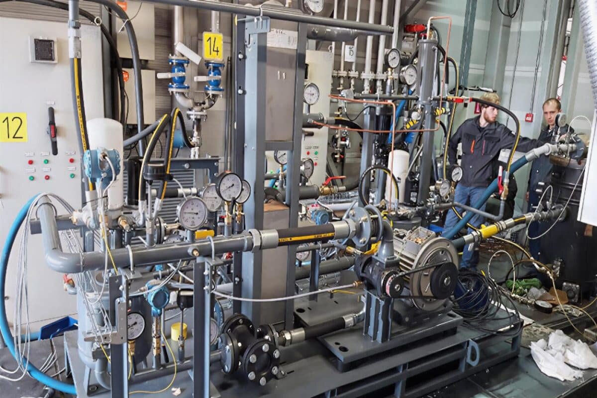    Общий вид установки / © В.П. Сизов, пресс-служба ПНИПУ