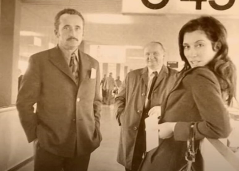 Ирина Мирошниченко вышла замуж за литовского режиссёра Витаутаса Жалакявичюса.