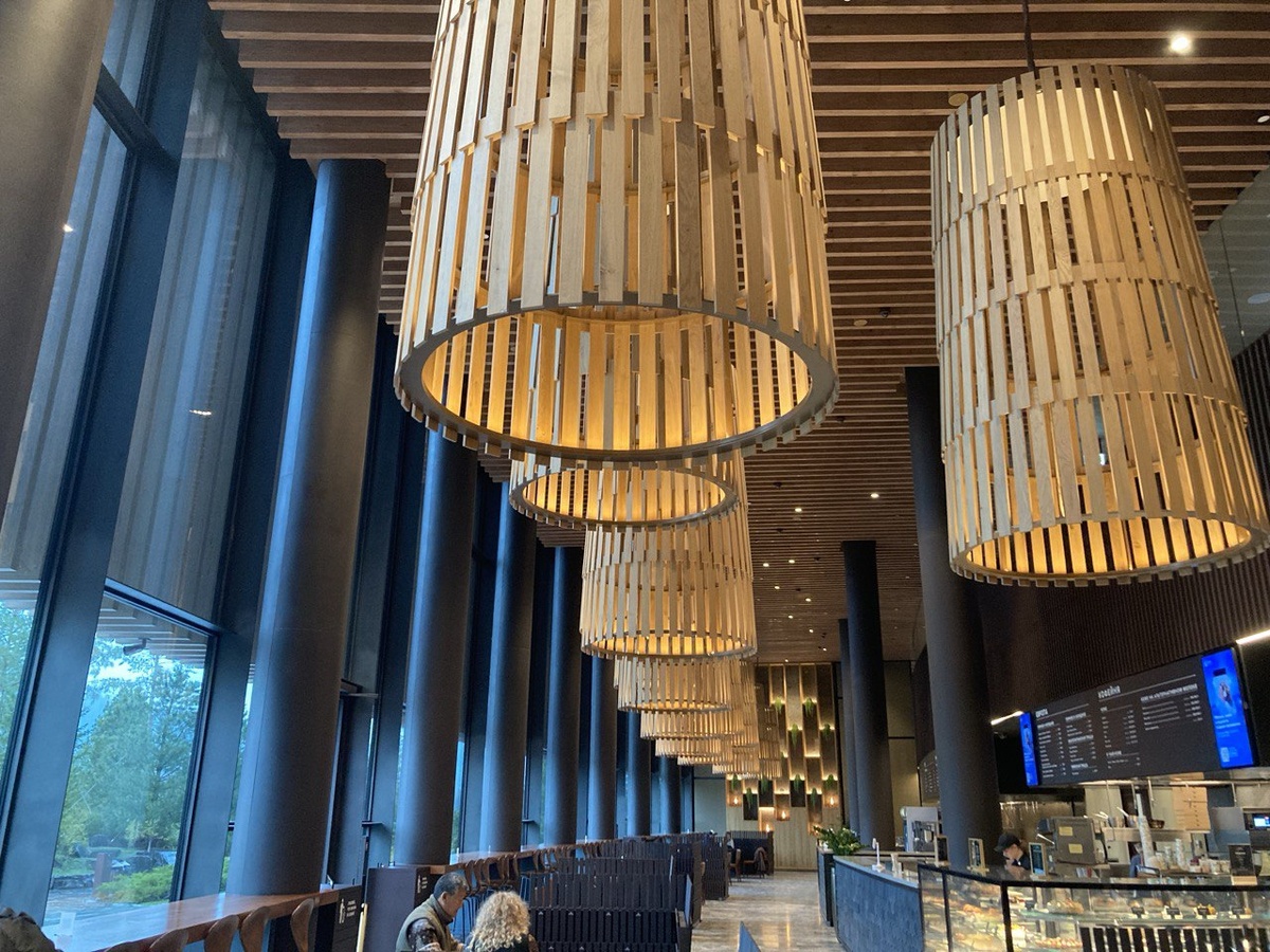 Мы могли бы из нашей квартиры сделать что-то грандиозное