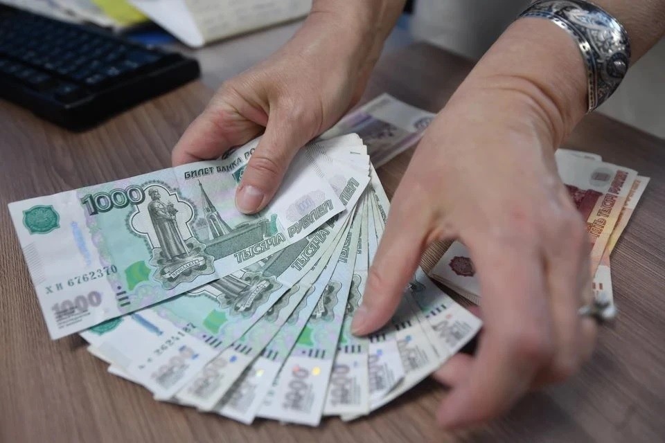    Рязанская область переходит на ежегодное перечисление трех видов соцпомощи в 2026: размер, порядок выплат и как оформить. Алексей БУЛАТОВ
