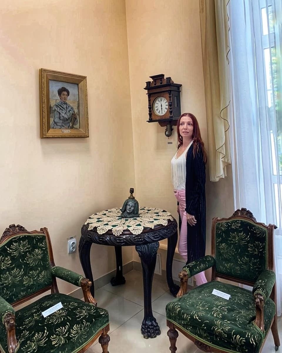 Музей русско-армянской дружбы — это место, где можно узнать много интересного о первых поселенцах-армянах, о том, как они жили, о их быте.