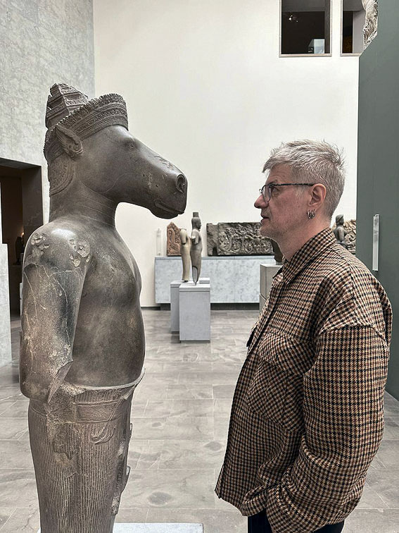    Кирилл Данелия — основатель антикварной галереи Fusion Culture Gallery, специализирующейся на восточном искусствеАрхивы пресс-службы