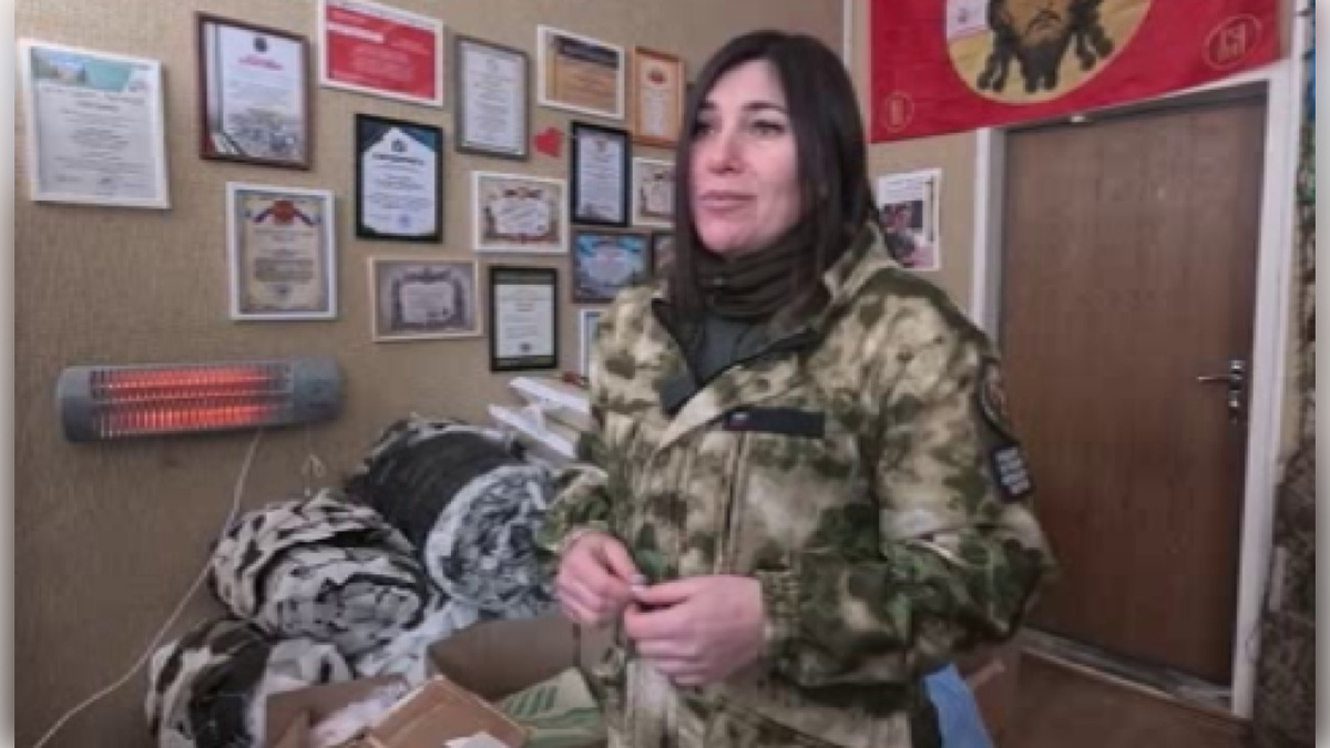    Курянка Евгения Ковалева по первому зову мчится за ленточку — к братьям, пусть не кровным, но родным