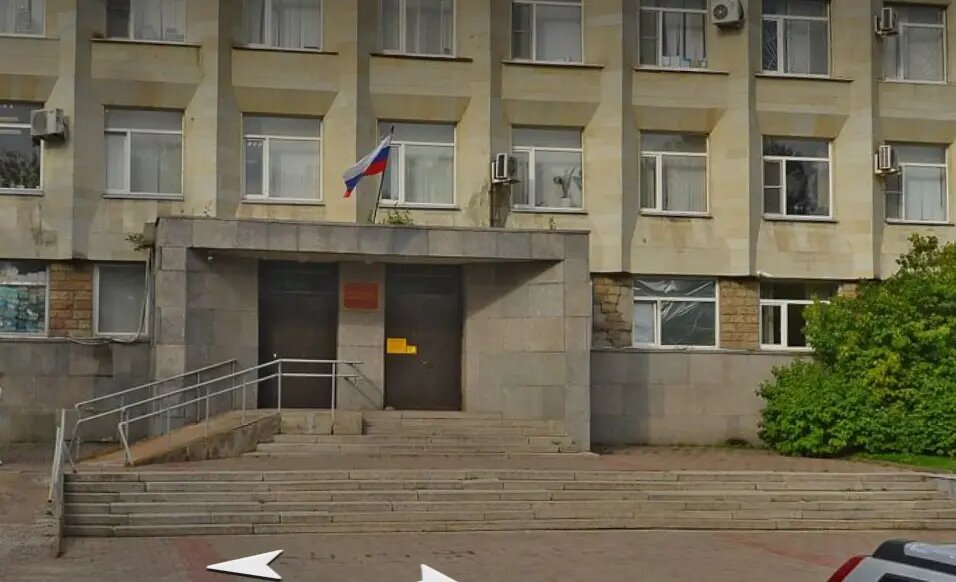    Приморский районный суд Петербурга. Фото: скриншот сервиса «Яндекс.Панорамы»