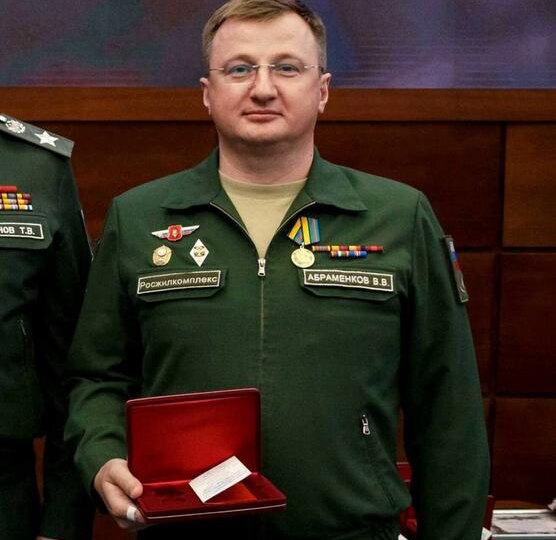 Нажились на военнослужащих, захапав миллиард