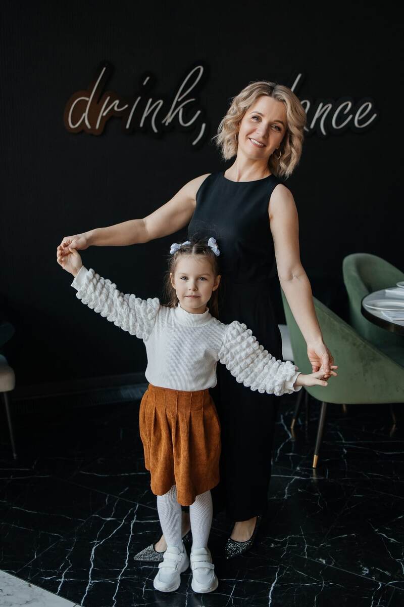 На своем юбилее! Да-да