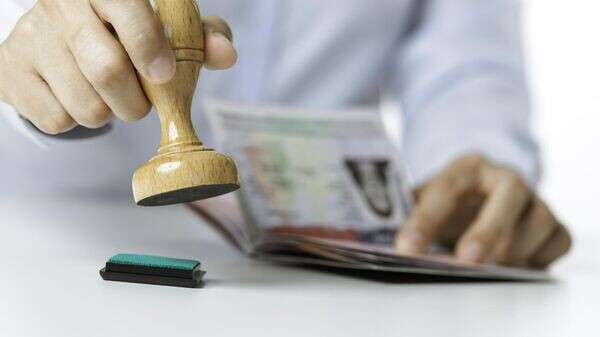    © iStock.com / simarik