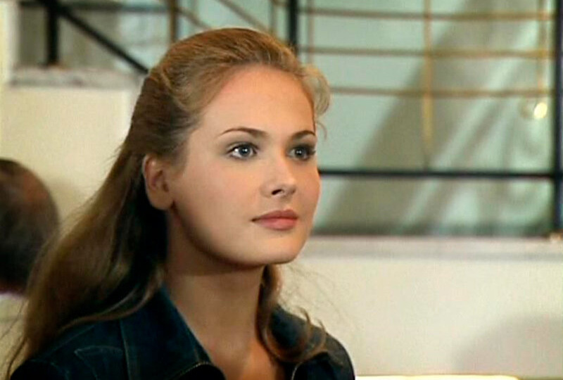 Вместо съемок в кино выступает на корпоративах. Куда пропала Анна Горшкова, и за что её называют разлучницей? Как она "насолила" Кабаевой?