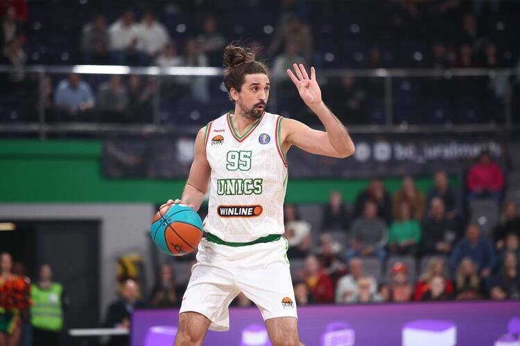 УНИКС выиграл у «Уралмаша» в Екатеринбурге со счетом 72:68Фото: unics.ru