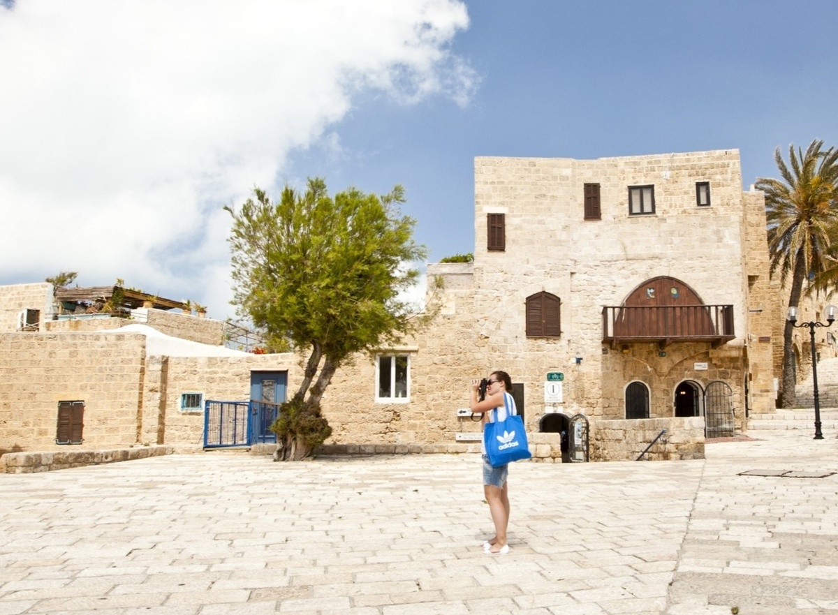 Давно и далеко. Фото из моего архива. Это мы с подругой по фотошколе отправились в путешествие в качестве новоиспеченных фотографов - организовала тоже я.