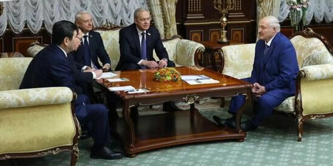 Беларусь и Казахстан имеют одинаковые взгляды на развитие мира - Лукашенко