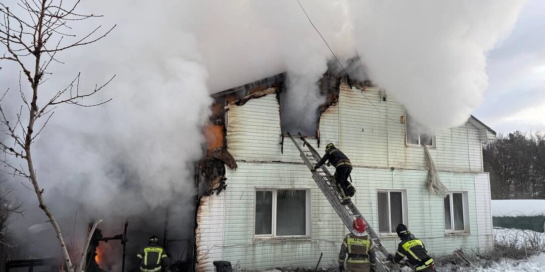 Мужчина пострадал при пожаре в частном доме в Белгородском округе