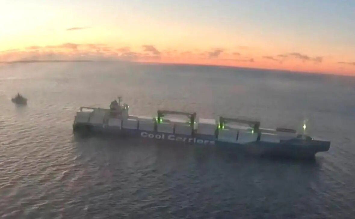    Контейнеровоз Baltic Spirit Фото: Estonian Police Артем Белов