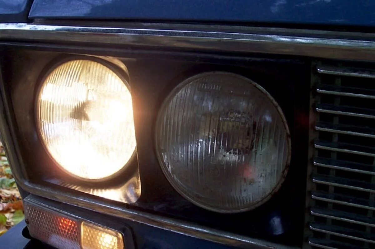    В Тверской области камеры начали штрафовать за выключенные фары