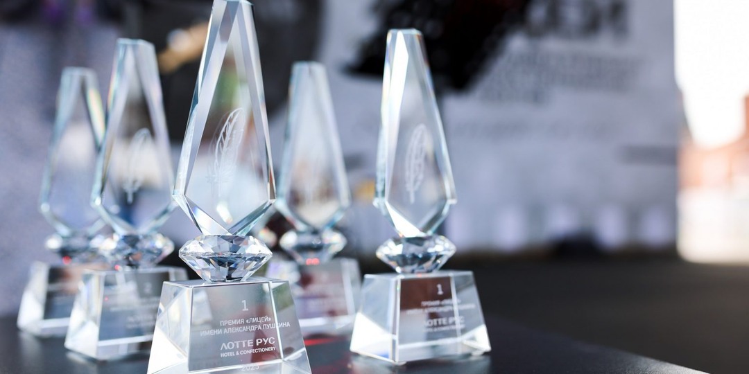 Стартовали новые премиальные сезоны, скорее несите свои книги