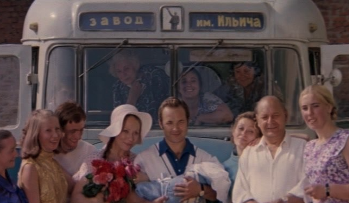    Кадр из советского фильма "Прошу слова" (1975)