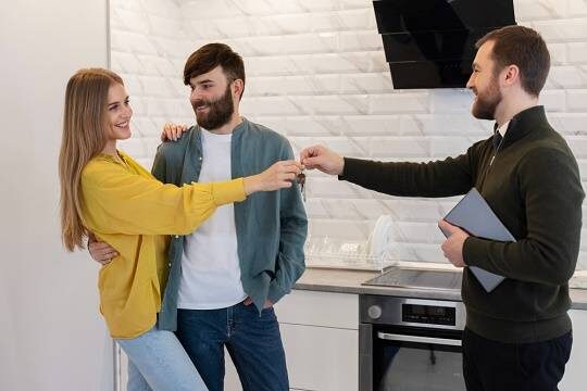    Эксперт рассказал о перспективах коррекции цен на вторичном рынке жилья (фото: freepik.com/freepik)