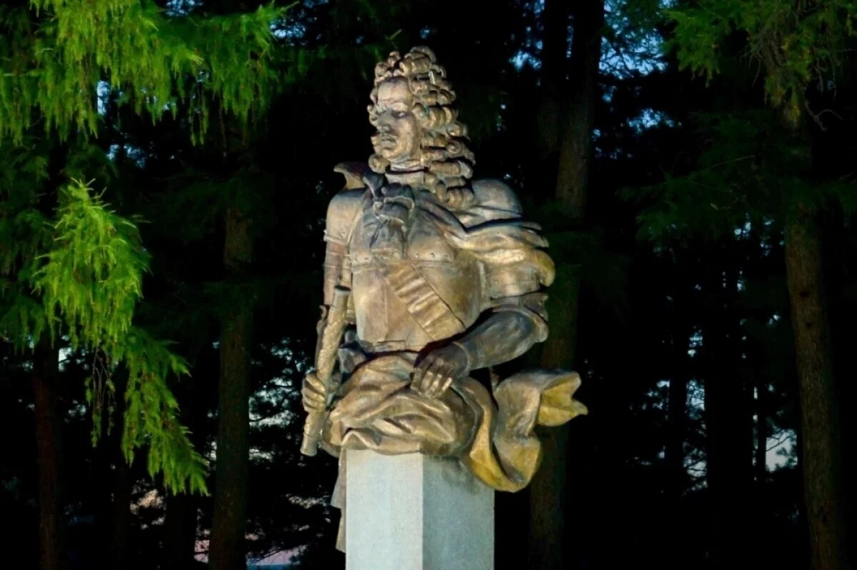    Памятник Меншикову в Березово, 2018 год.