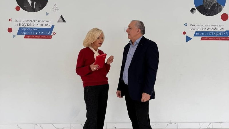    Председатель комитета Госдумы по культуре Ольга Казакова посетила станицу Суворовскую Фото: Пресс-служба «Единой России»