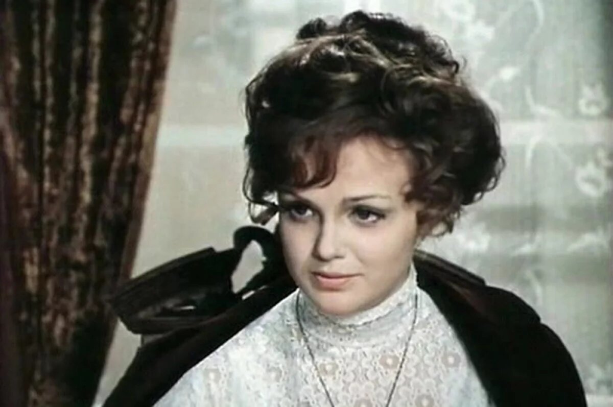    Светлана Пенкина в роли Кати в многосерийном телевизионном фильме, 1974 г.
