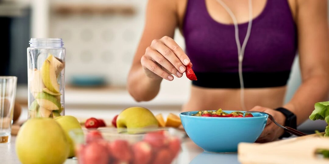 Здоровый подход: почему не стоит тренироваться сразу после еды