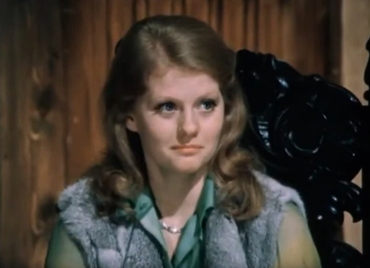 Кадр из кинофильма "Чисто английское убийство", 1974 г., режиссер Самсон Самсонов, сценаристы Эдгар Смирнов, Вадим Юсов, композитор Эдуард Артемьев (скриншот)