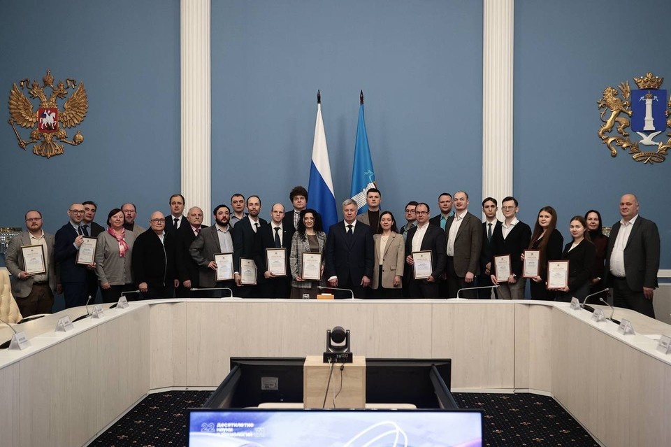    Губернатор вручил именные стипендии молодым учёным Ульяновской области | ФОТО: Правительство Ульяновской области