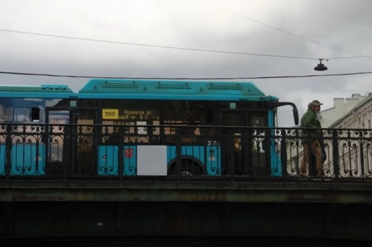    Смольный отчитался о поставках автобусов, электробусов и вагонов «Балтиец»