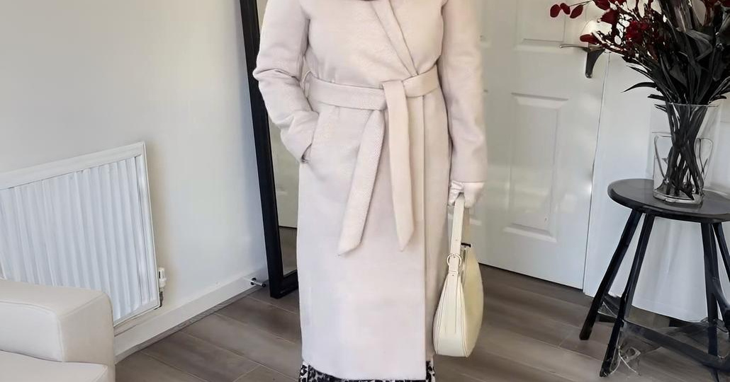 Как удачно обновить весенний гардероб: 10 стильных вариантов с базовым пальто для женщин элегантного возраста